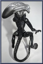 Corporal Hicks vs Alien from Aliens - Large Figures manufactured by Kenner [Loose]