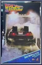 Doc Brown (Deluxe Version) from Back to the Future - Basic Series manufactured by Hot Toys [Front]