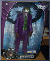 Joker (Holding Knife) Action Figure