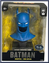 Batman (Knightfall) 1:3 Scale (Platinum) Action Figure