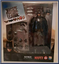 Batman (Justice League) Action Figure