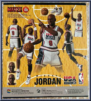 Michael Jordan (1992 Team USA) from Mafex - NBA manufactured by Medicom [Back]