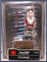 Grumpy from Magical Collection - Basic Series manufactured by Tomy [Front]