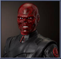 Red Skull & Electronic Tesseract from Marvel Legends - Cinematic Universe 10th Anniversary - Exclusives manufactured by Hasbro [Loose]