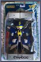Cyandog from Medabots - Dual Mode manufactured by Hasbro [Front]