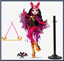 Draculaura (Freak Du Chic) from Monster High - SDCC manufactured by Mattel [Loose]
