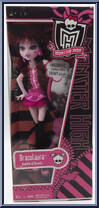 Draculaura from Monster High - Killer Style I manufactured by Mattel [Front]
