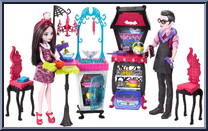 Vampire Kitchen (Dracula / Draculaura) from Monster High - Monster Family manufactured by Mattel [Loose]