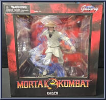 Raiden from Mortal Kombat - Gallery Diorama manufactured by Diamond Select [Front]