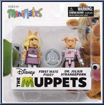 First Mate Piggy / Dr. Julius Strangepork Action Figure