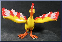Moltres from Pokemon - Combat Figures manufactured by Hasbro [Loose]