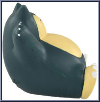 Snorlax from Pokemon - Monster Collection - MS Series manufactured by Tomy [Loose]