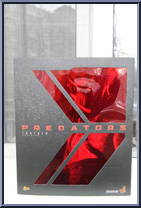 Tracker Predator from Predator - Predators manufactured by Hot Toys [Front]