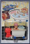 Bath Tub Ren Hoek from Ren and Stimpy - Deluxe Figures manufactured by Mattel [Front]