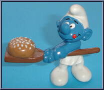 Breadmaker Smurf from Smurfs - McDonald's manufactured by Peyo [Loose]