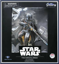 Mandalorian from Star Wars - Gallery Diorama manufactured by Gentle Giant [Front]