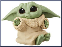 Child (Baby Yoda) (Hold Me) Action Figure