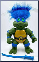 Leo from Teenage Mutant Ninja Turtles - Giant Trolls manufactured by Playmates [Loose]