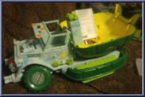 Muta-Carrier from Teenage Mutant Ninja Turtles - Mutations - Accessories manufactured by Playmates [Loose]
