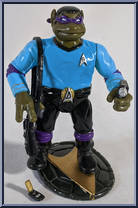 First Officer Donatello from Teenage Mutant Ninja Turtles - Star Trek Turtles (with Cards) manufactured by Playmates [Loose]