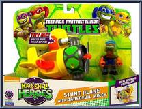 Stunt Plane (with Daredevil Mikey) from Teenage Mutant Ninja Turtles - Half Shell Heroes - Accessories manufactured by Playmates [Front]