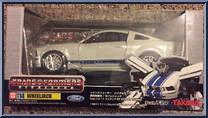 Wheeljack from Transformers - Binaltech - Basic Series manufactured by Takara [Front]