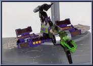 Shockblast from Transformers - Energon - Mega Class manufactured by Hasbro [Base Mode]