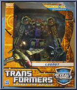 Lugnut from Transformers - Reveal the Shield - Voyager Class manufactured by Hasbro [Front]