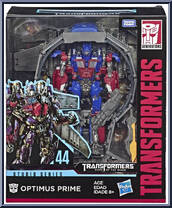 Optimus Prime from Transformers - Studio Series - Dark of the Moon manufactured by Hasbro [Front]