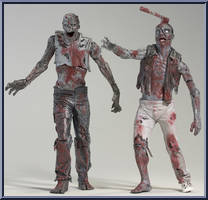 Zombie Roamer (Bloody B&W) / Zombie Lurker (Bloody B&W) Action Figure