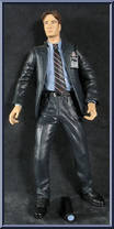 Fox Mulder (Suit & Cryopod) from X-Files - Fight the Future - Series 1 manufactured by McFarlane [Mulder]