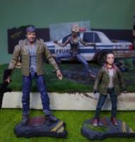 Joel and ellie (Last of Us) Custom Action Figure