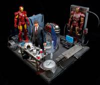 Tony Stark Workshop (Iron Man) Custom Diorama / Playset
