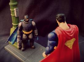 Dark Knight Returns Diorama - 4 Inch Scale (Batman - Dark Knight Returns) Custom Action Figure